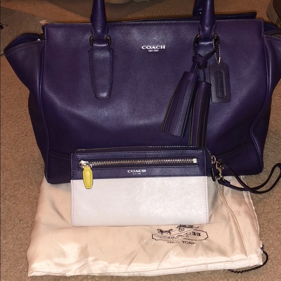 Coach Handbags - Coach Purse